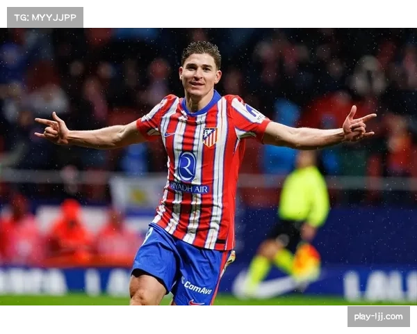 阿尔瓦雷斯赛后接受采访：“我们为身上的队徽拼尽了一切”